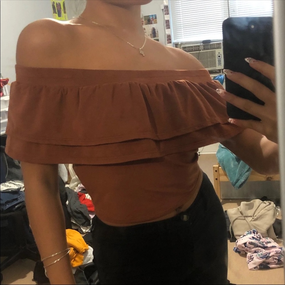 Lord & Taylor off shoulder crop top